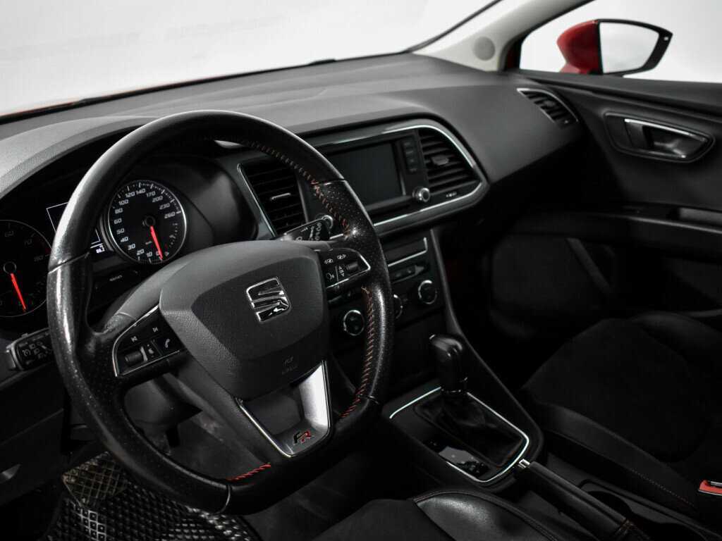SEAT Leon 2013 года с пробегом. Фото: #8