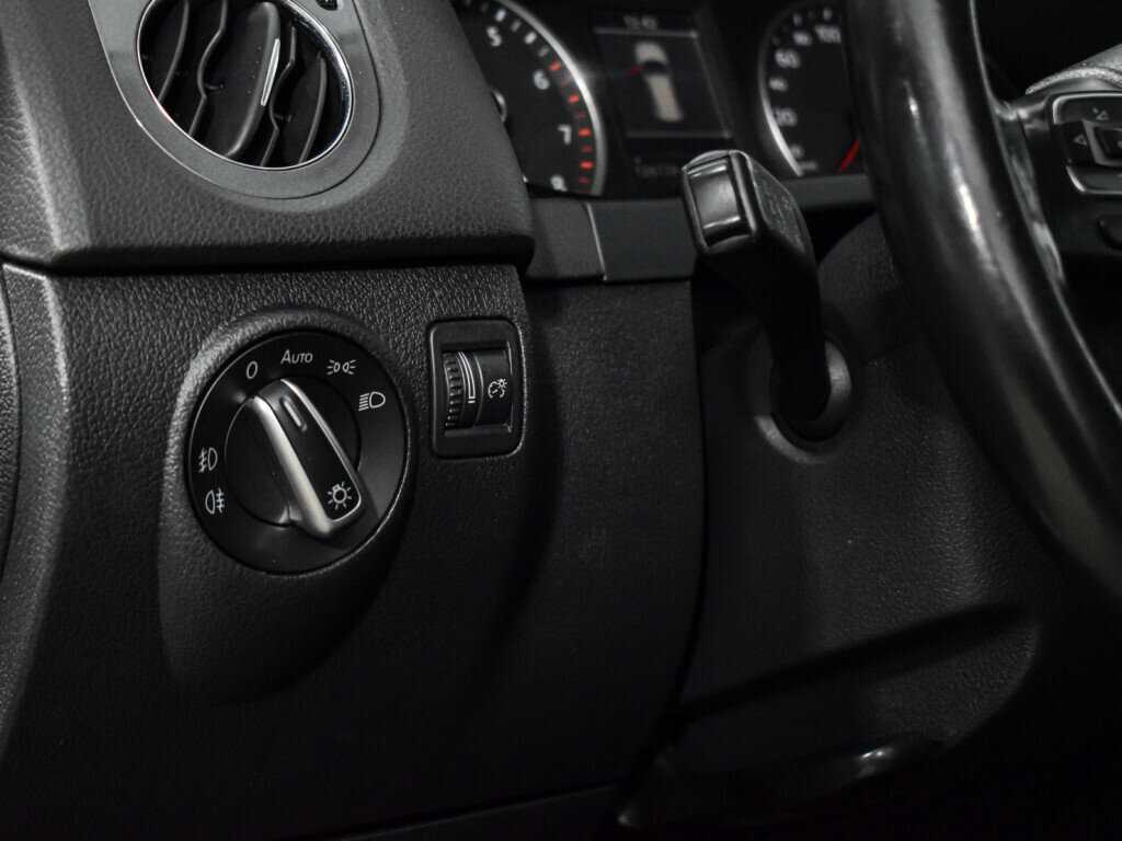 Volkswagen Tiguan 2012 года с пробегом. Фото: #9