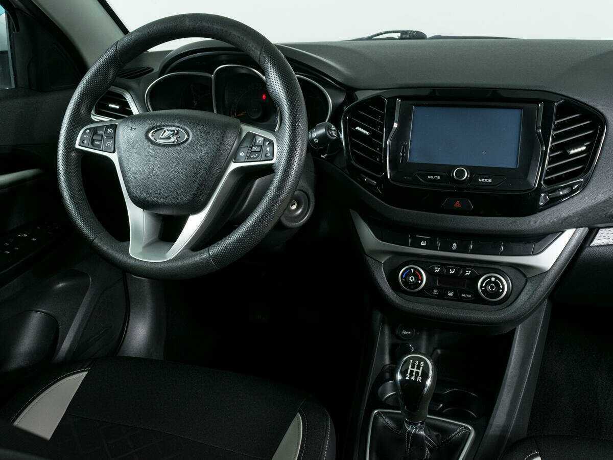 Lada (ВАЗ) Vesta 2018 года с пробегом. Фото: #9