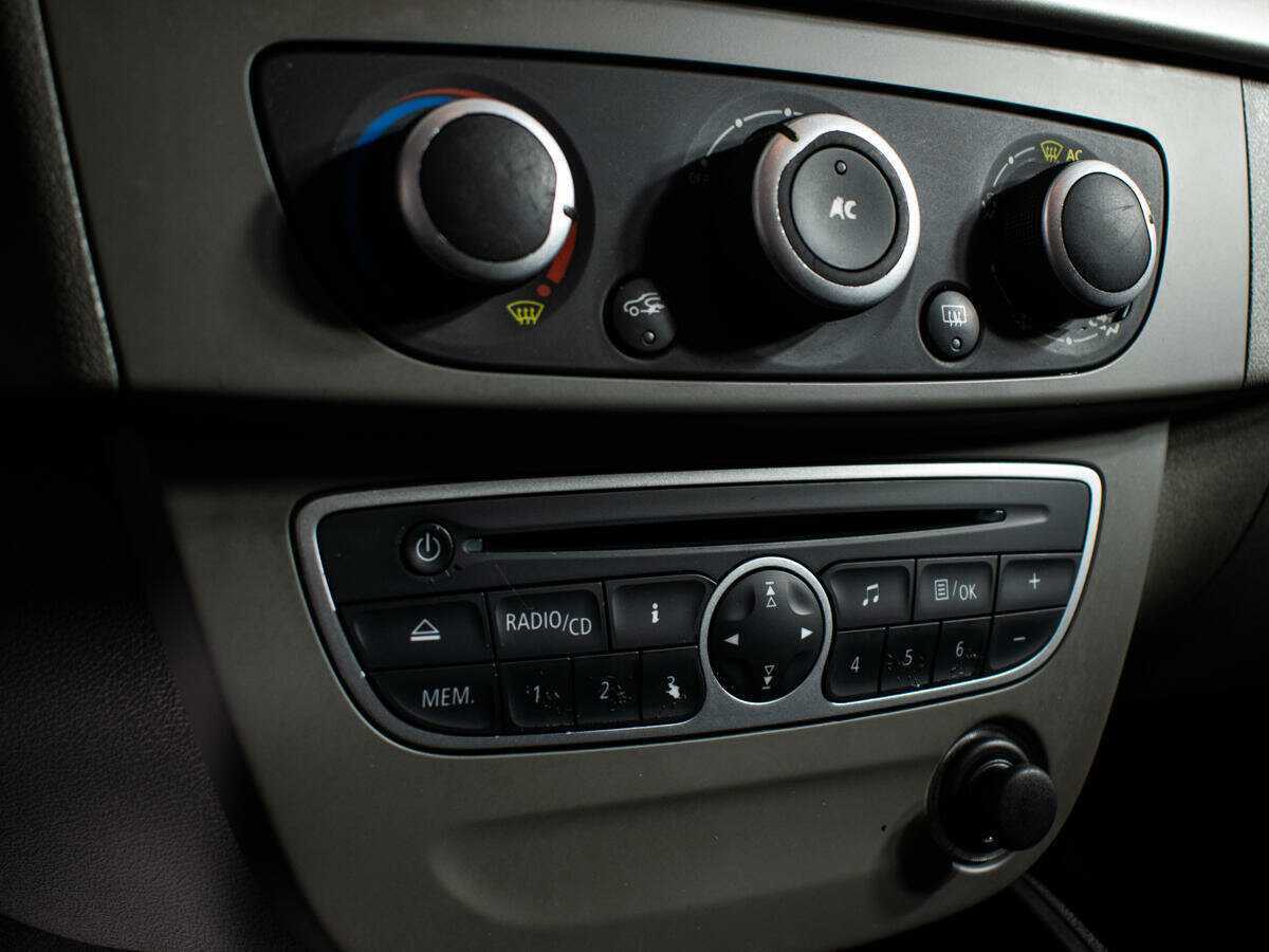 Renault Megane 2012 года с пробегом. Фото: #11