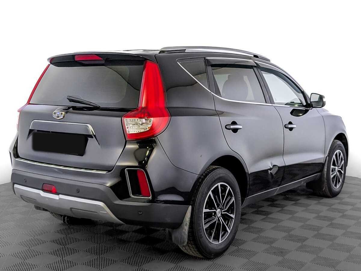 Geely Emgrand X7 2018 года с пробегом. Фото: #4