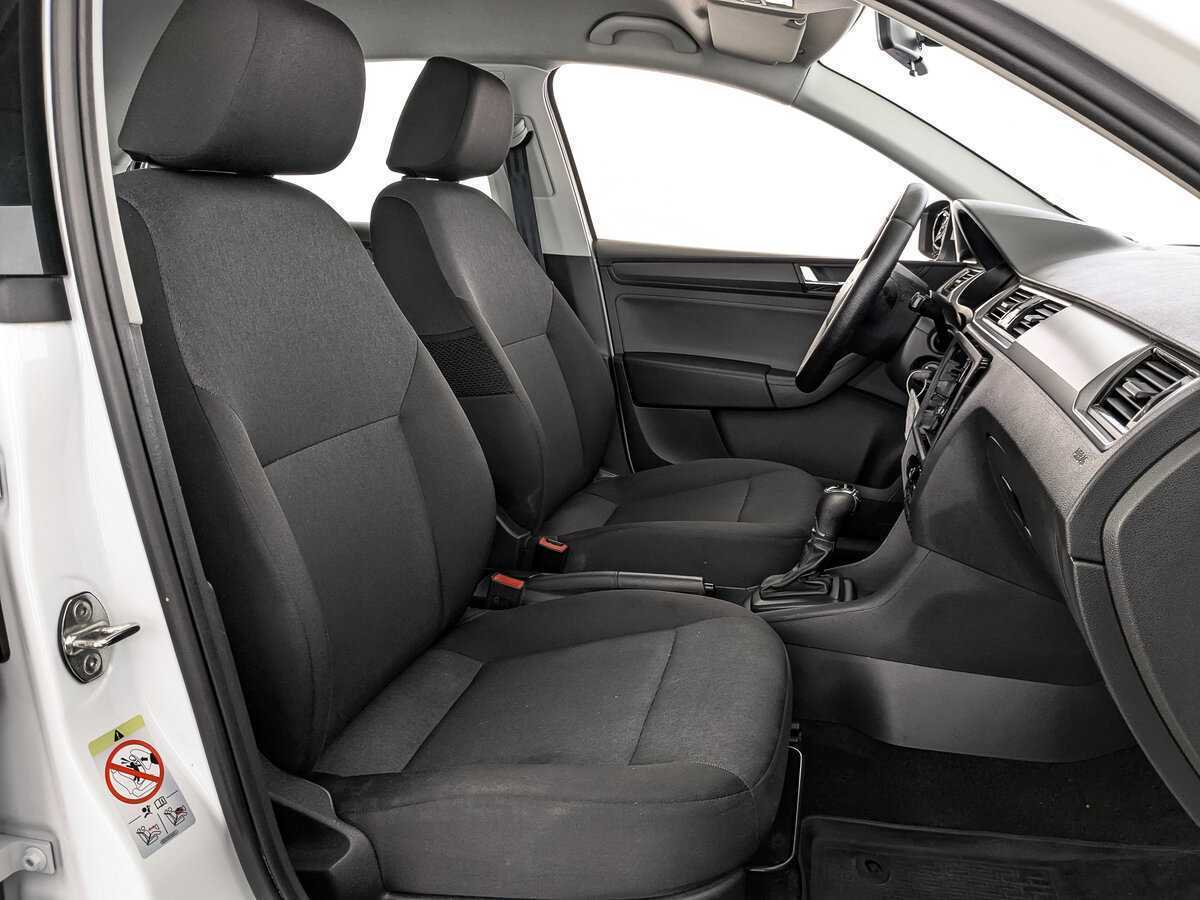 Skoda Rapid 2019 года с пробегом. Фото: #19