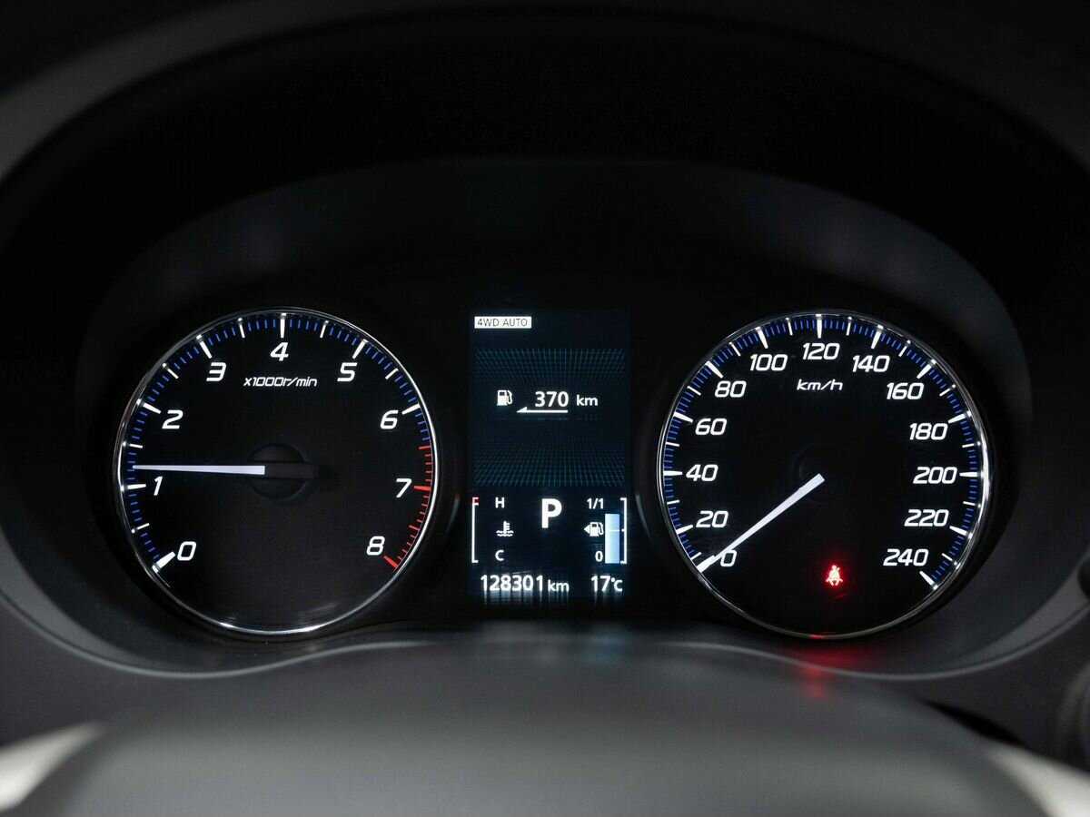 Mitsubishi Outlander 2012 года с пробегом. Фото: #16