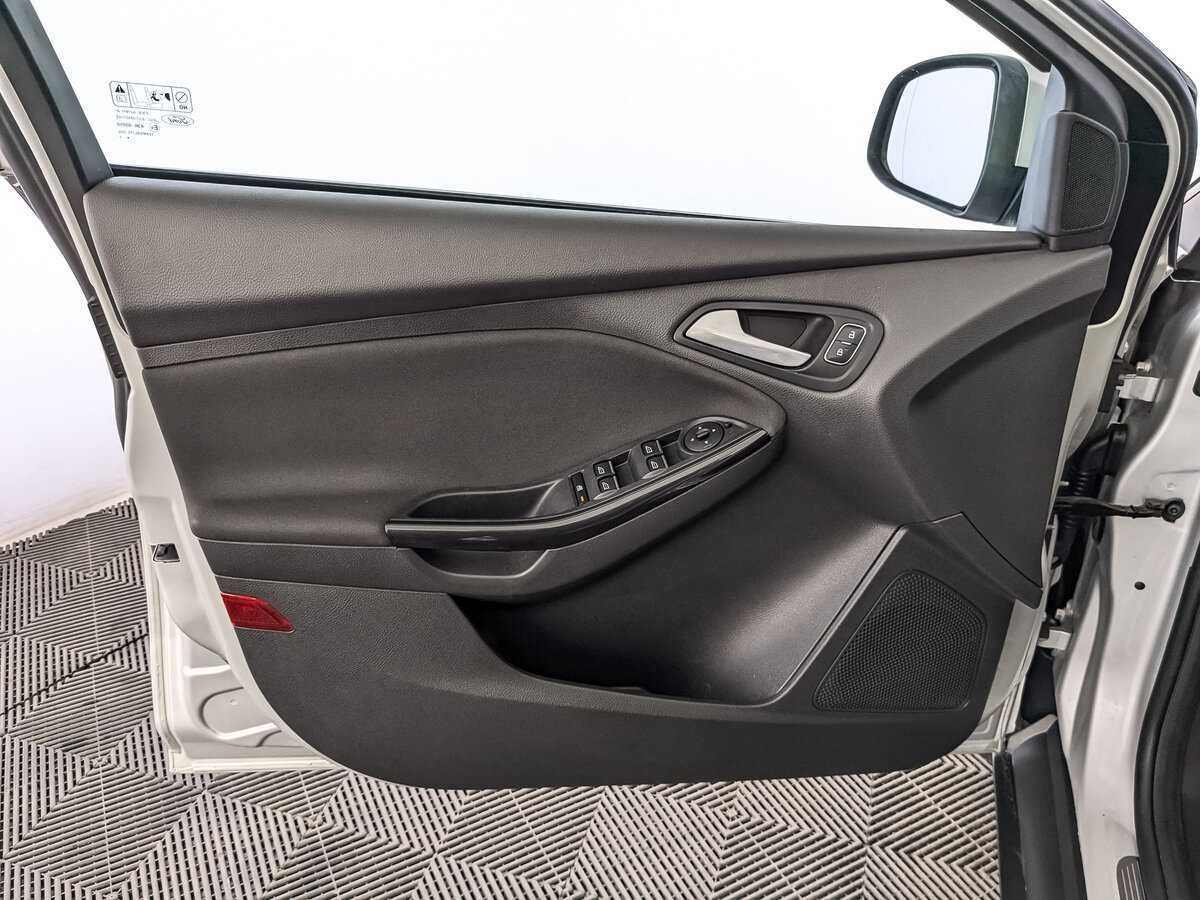 Ford Focus 2017 года с пробегом. Фото: #18