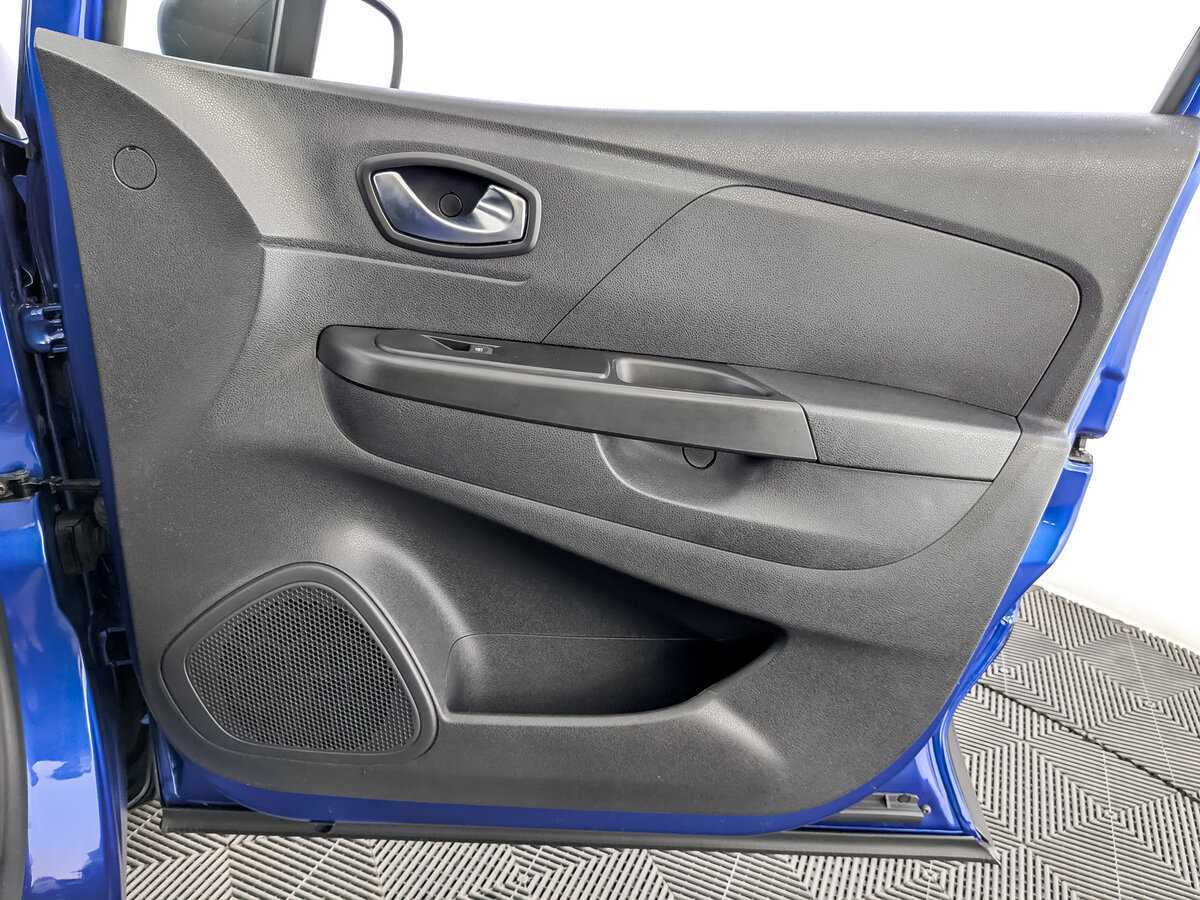 Renault Kaptur 2021 года с пробегом. Фото: #23