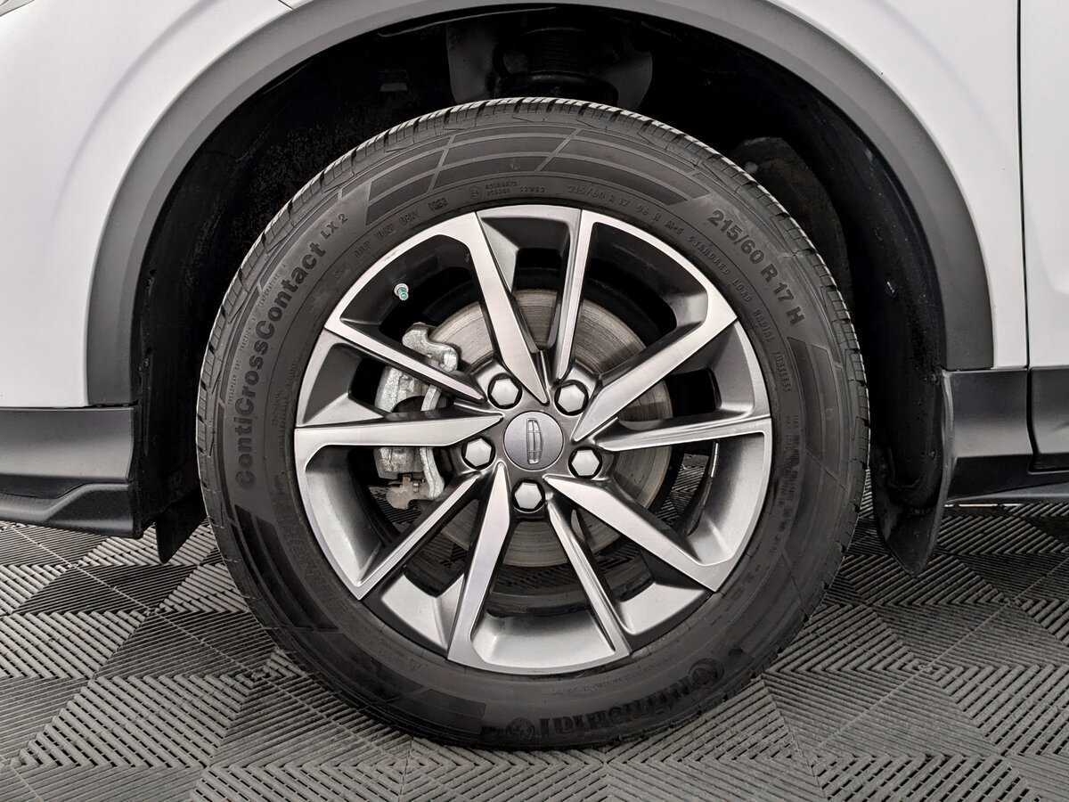 Geely Coolray 2023 года с пробегом. Фото: #16