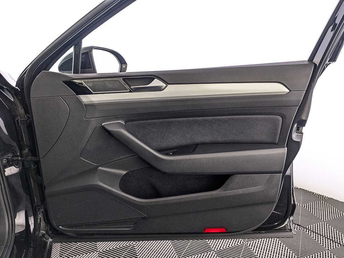 Volkswagen Passat 2016 года с пробегом. Фото: #23