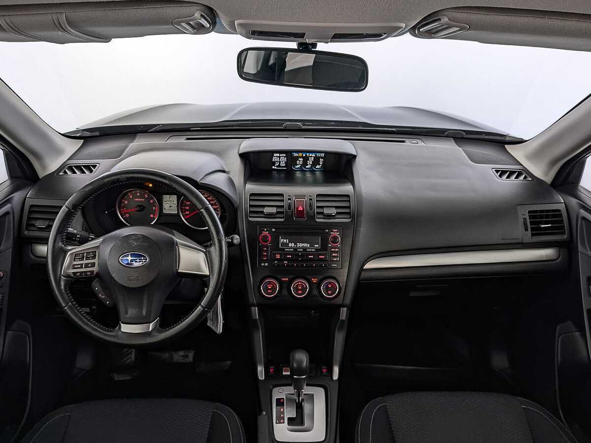 Subaru Forester 2013 года с пробегом. Фото: #13