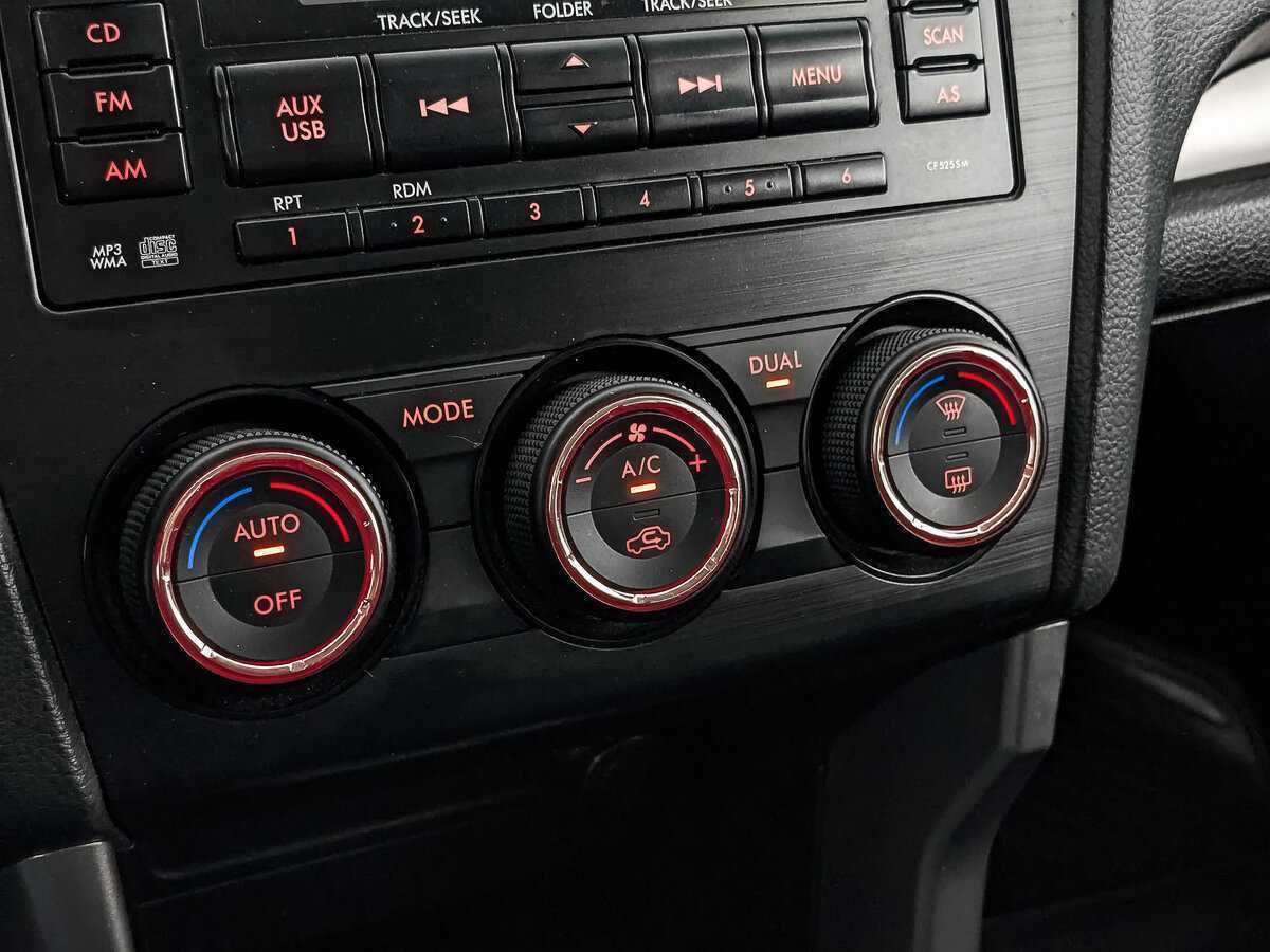 Subaru Forester 2013 года с пробегом. Фото: #21