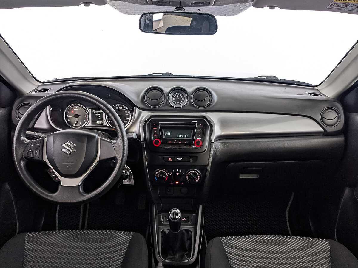 Suzuki Vitara 2019 года с пробегом. Фото: #13