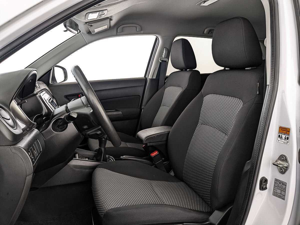 Suzuki Vitara 2019 года с пробегом. Фото: #19