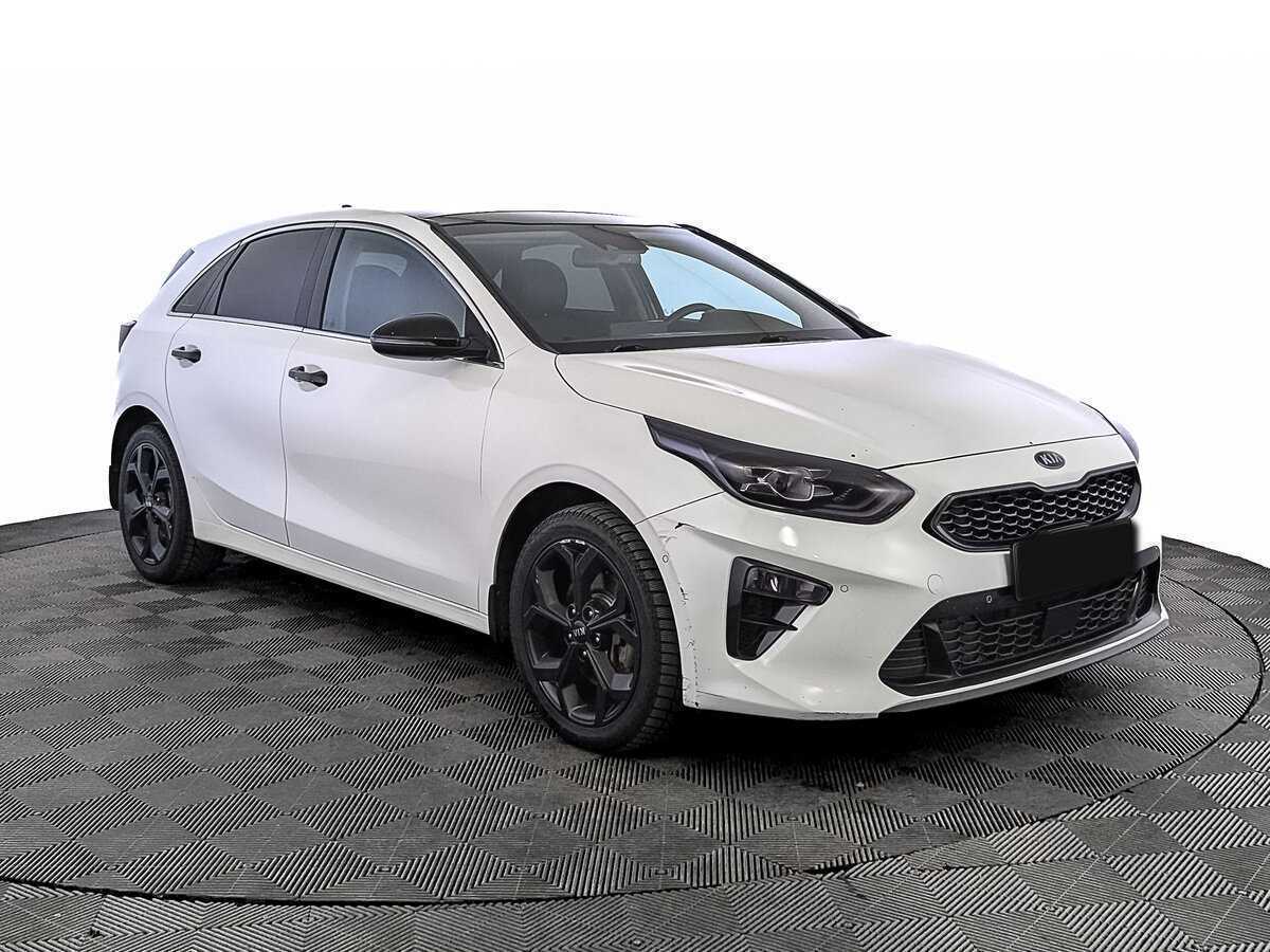 Kia Ceed 2019 года с пробегом. Фото: #2