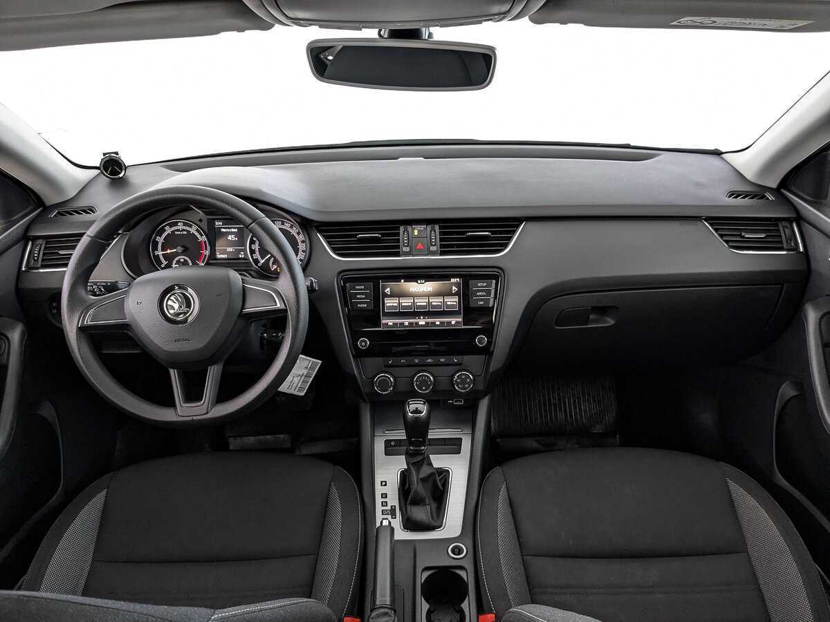 Skoda Octavia 2019 года с пробегом. Фото: #13