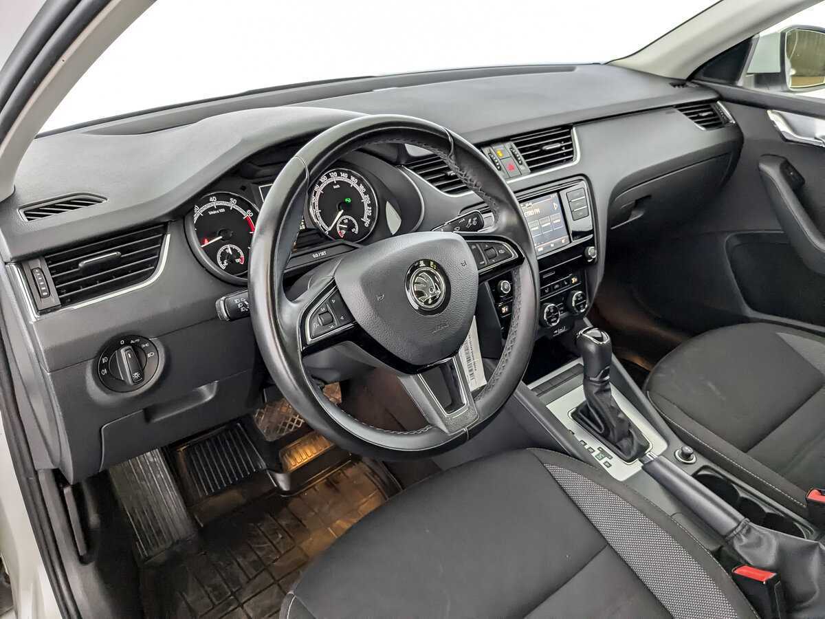 Skoda Octavia 2018 года с пробегом. Фото: #15