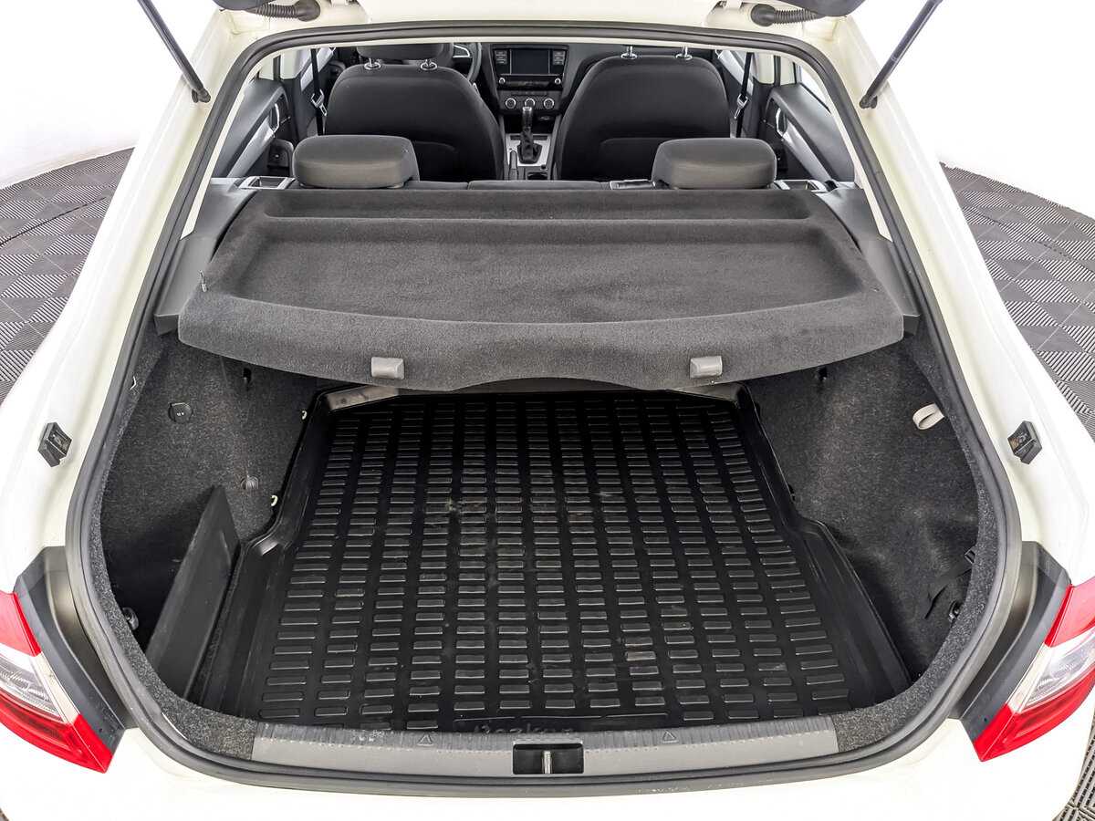 Skoda Octavia 2018 года с пробегом. Фото: #9