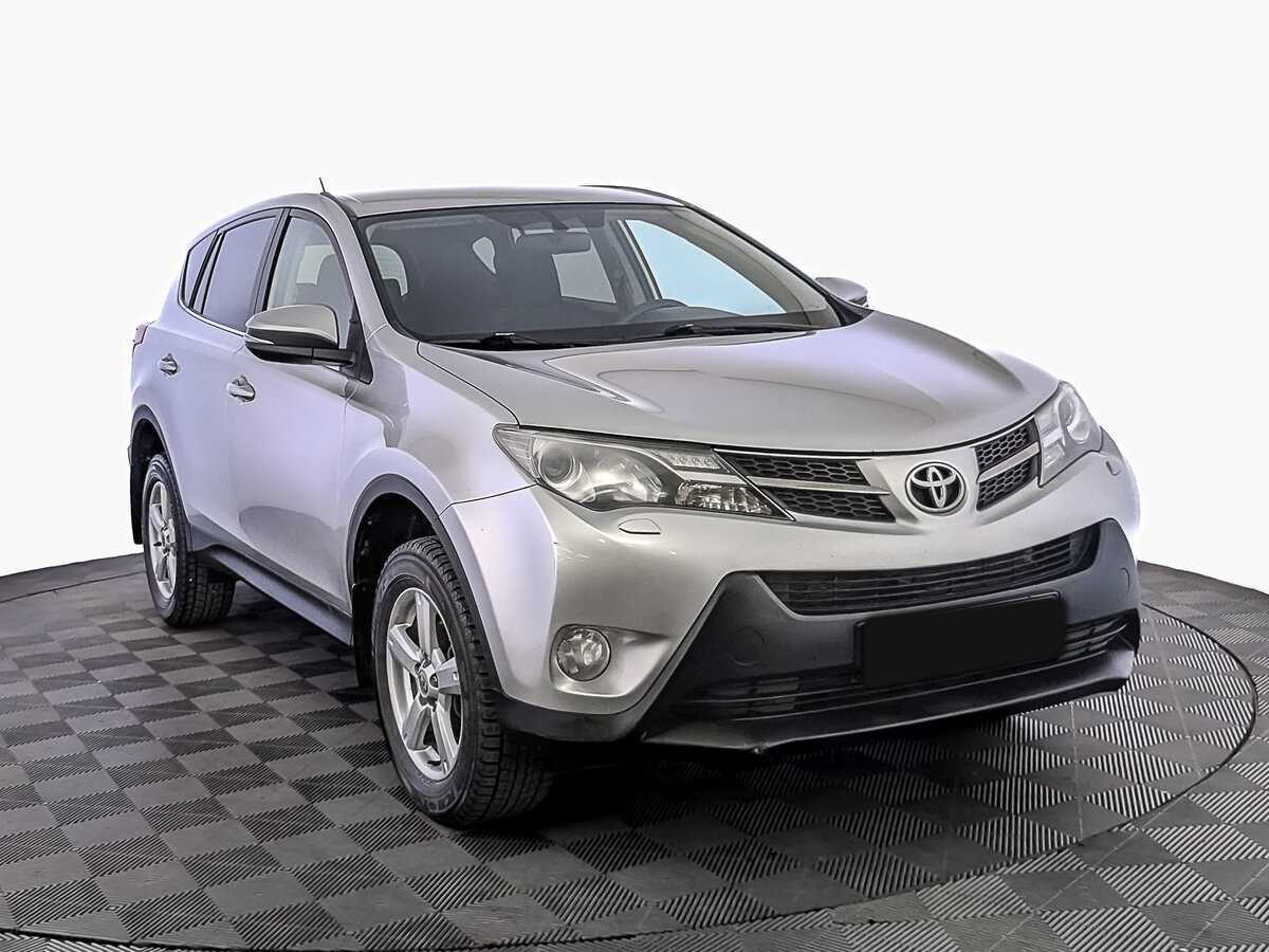 Toyota RAV4 2013 года с пробегом. Фото: #2