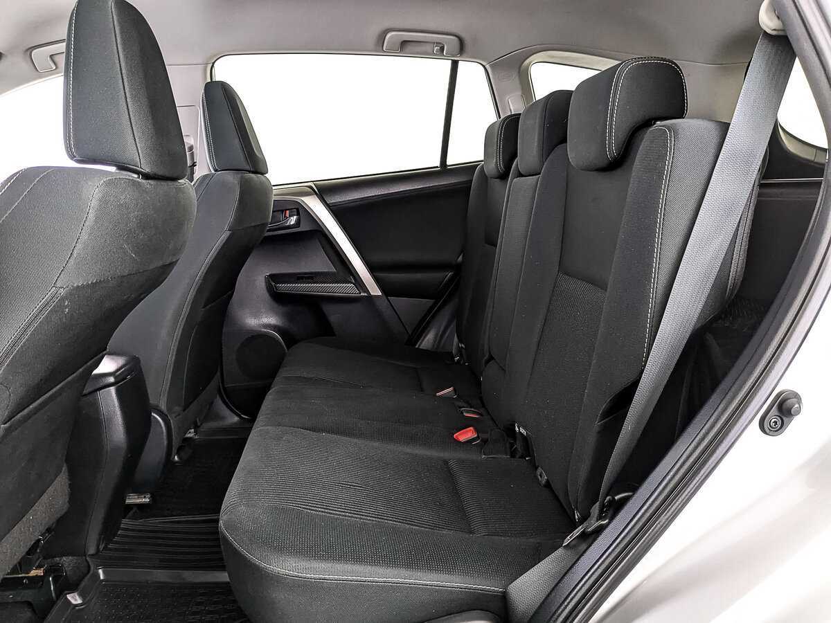 Toyota RAV4 2013 года с пробегом. Фото: #17