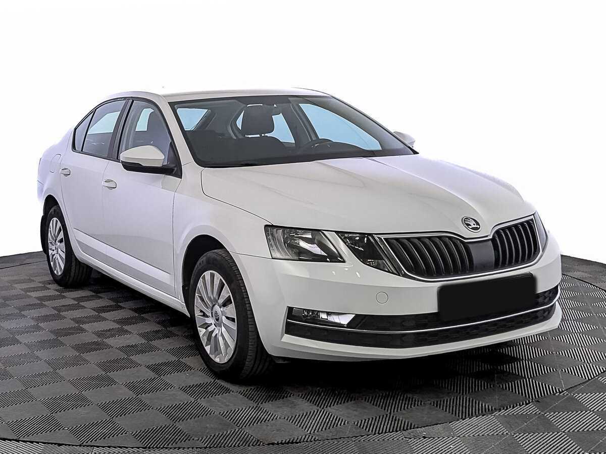 Skoda Octavia 2019 года с пробегом. Фото: #2