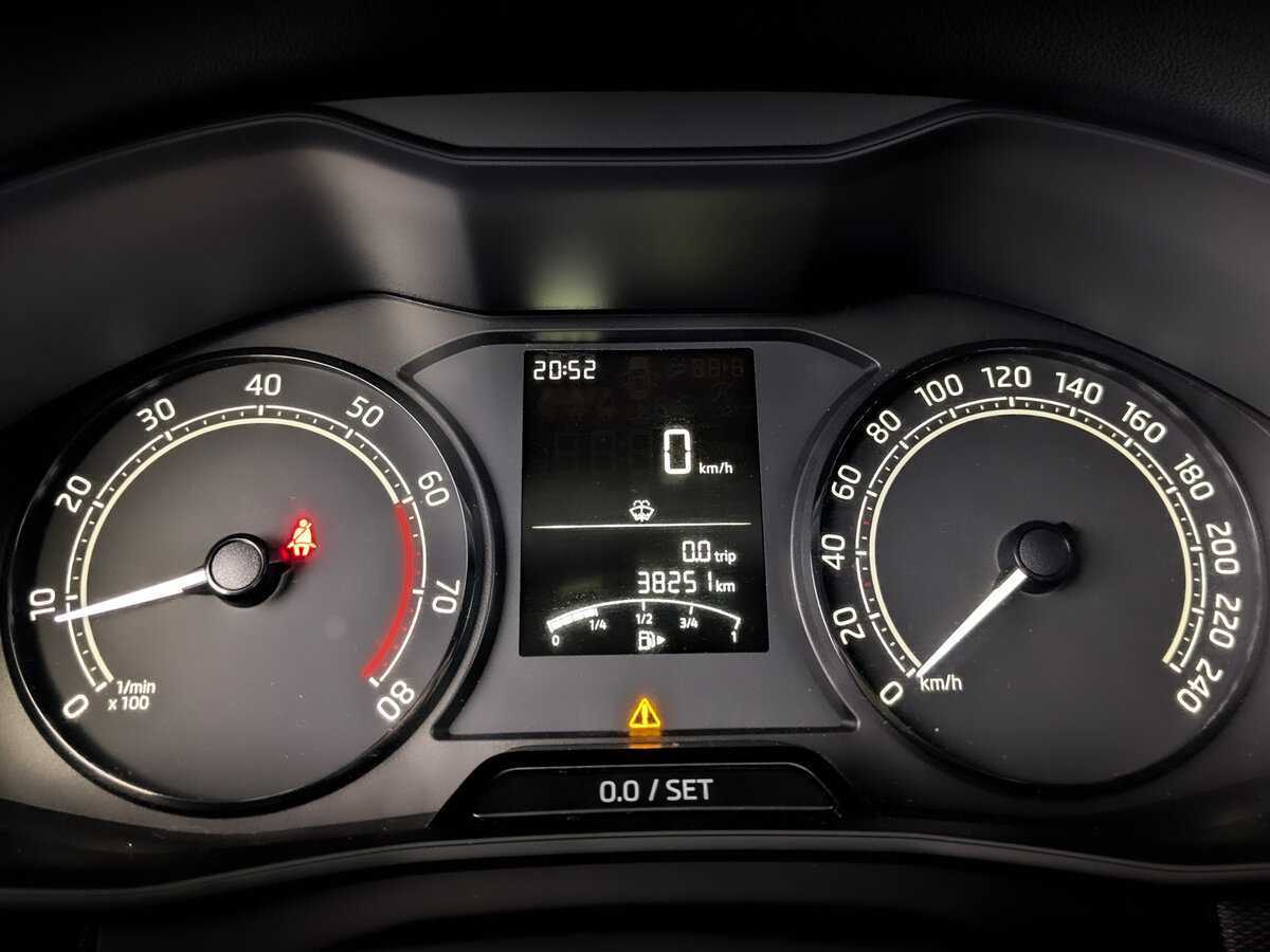 Skoda Rapid 2020 года с пробегом. Фото: #12