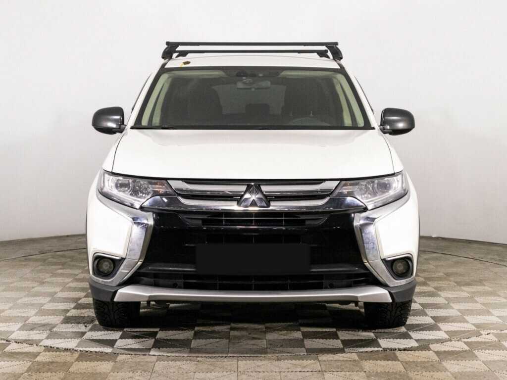 Mitsubishi Outlander 2018 года с пробегом. Фото: #1