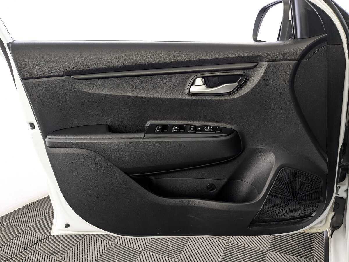 Kia Rio 2020 года с пробегом. Фото: #15