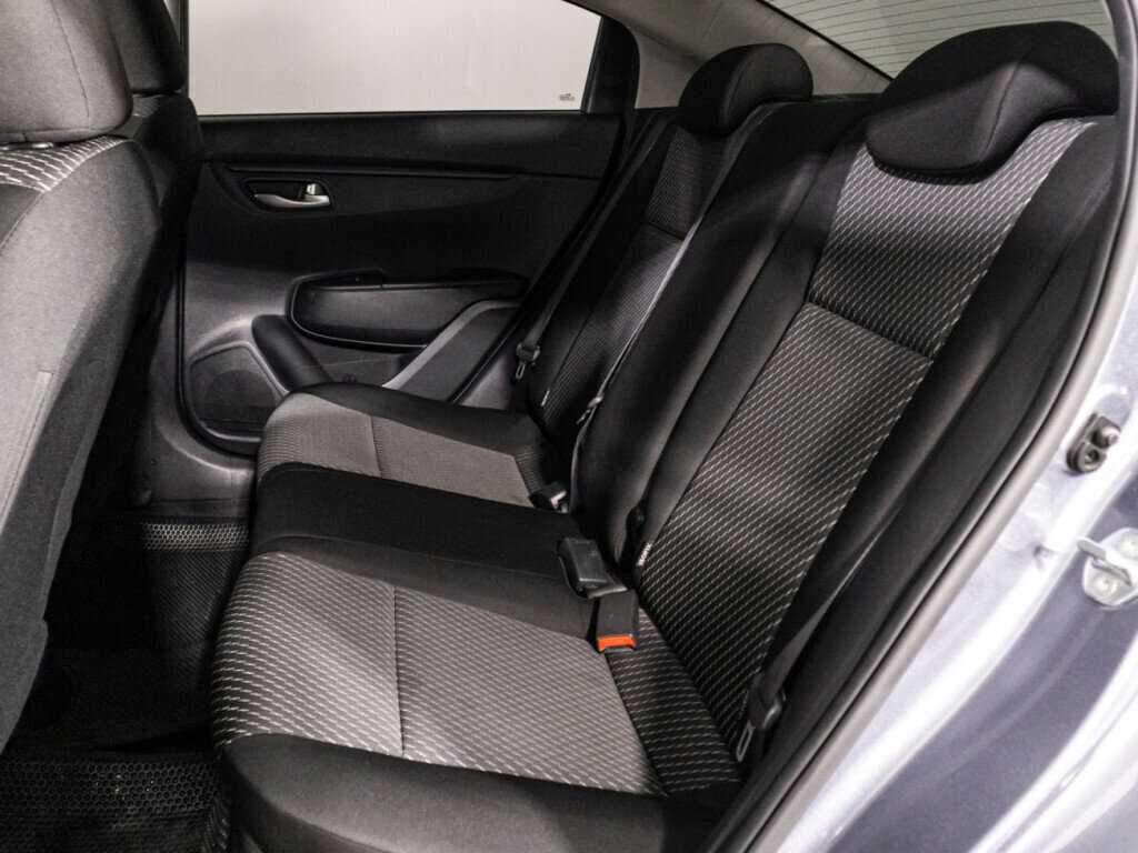 Kia Rio 2020 года с пробегом. Фото: #10