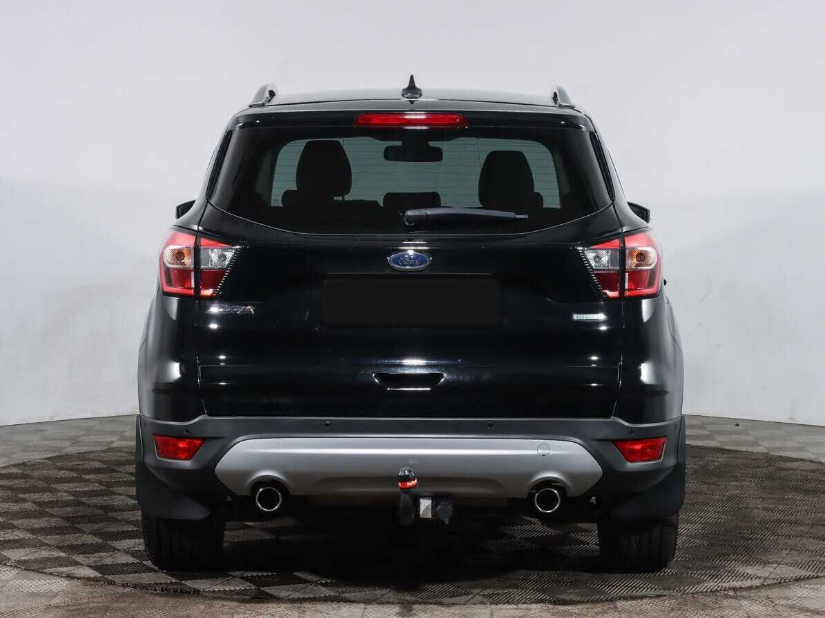 Ford Kuga 2017 года с пробегом. Фото: #4