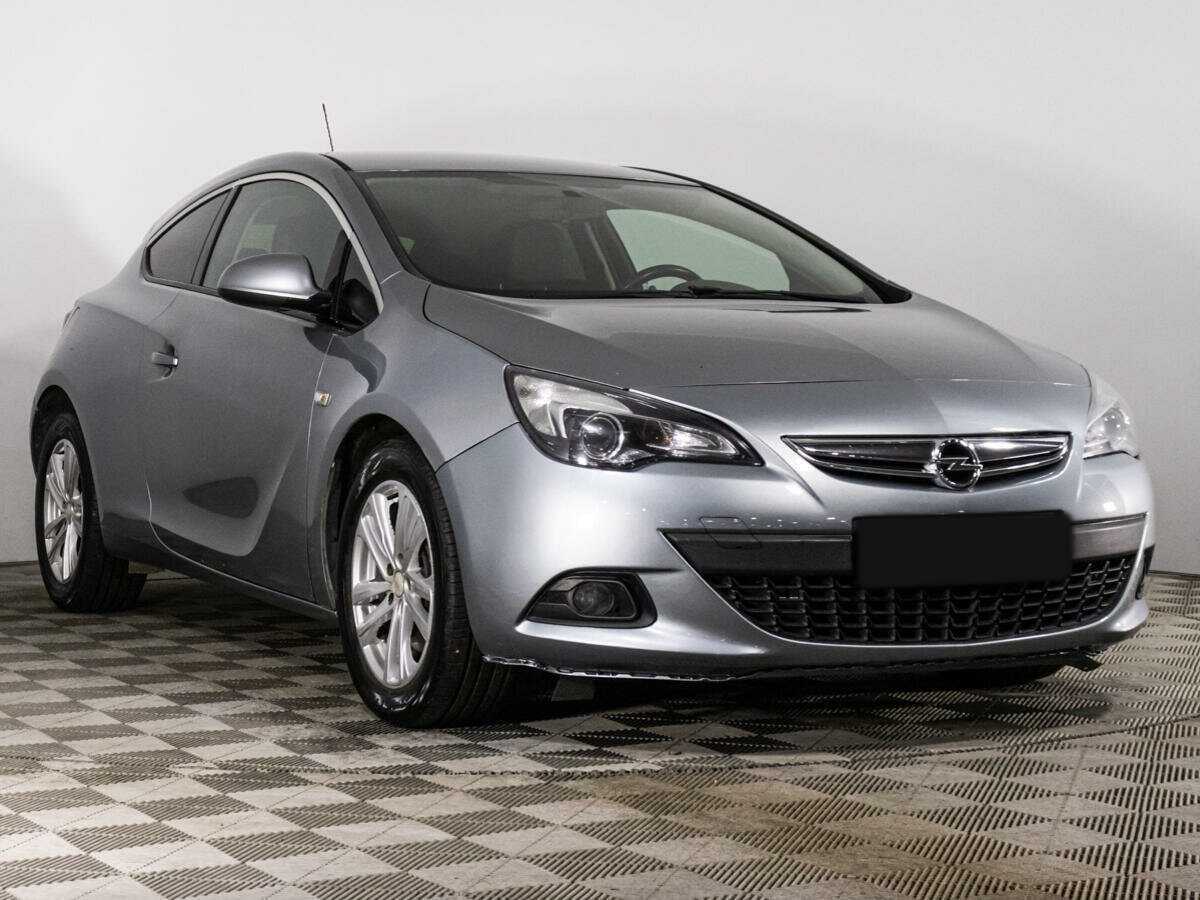 Opel Astra 2013 года с пробегом. Фото: #2