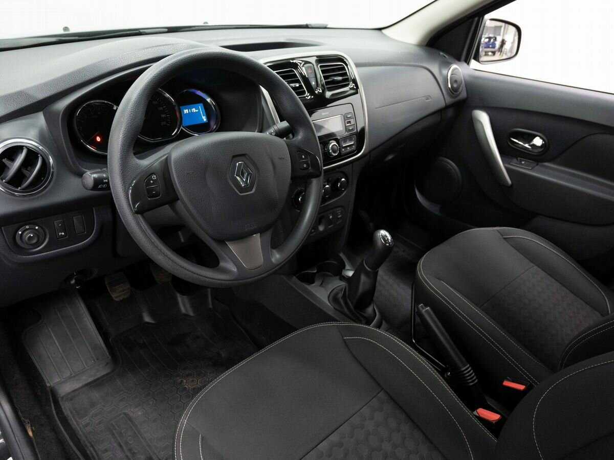 Renault Logan 2018 года с пробегом. Фото: #7