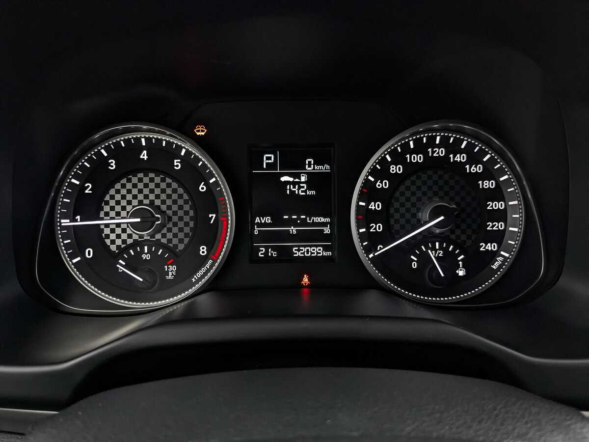 Hyundai Elantra 2019 года с пробегом. Фото: #15