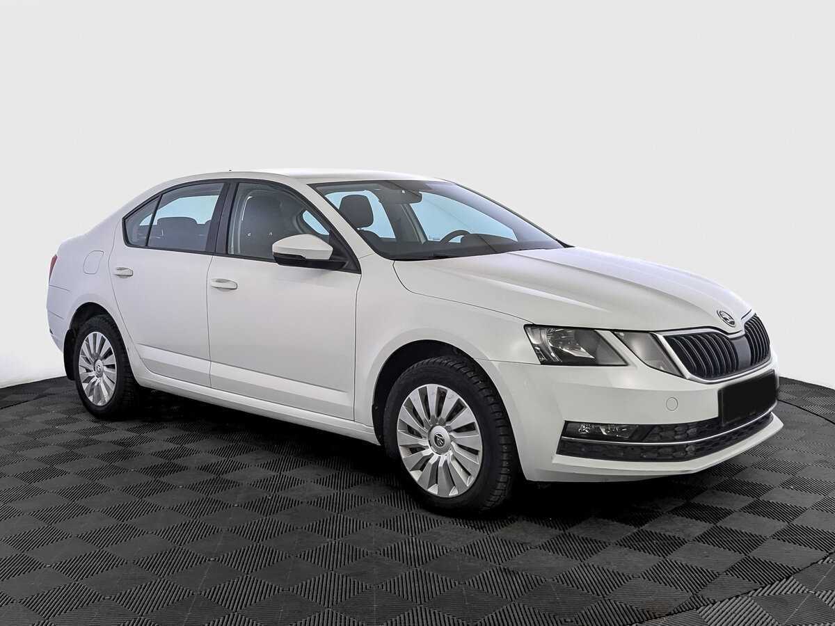 Skoda Octavia 2019 года с пробегом. Фото: #2