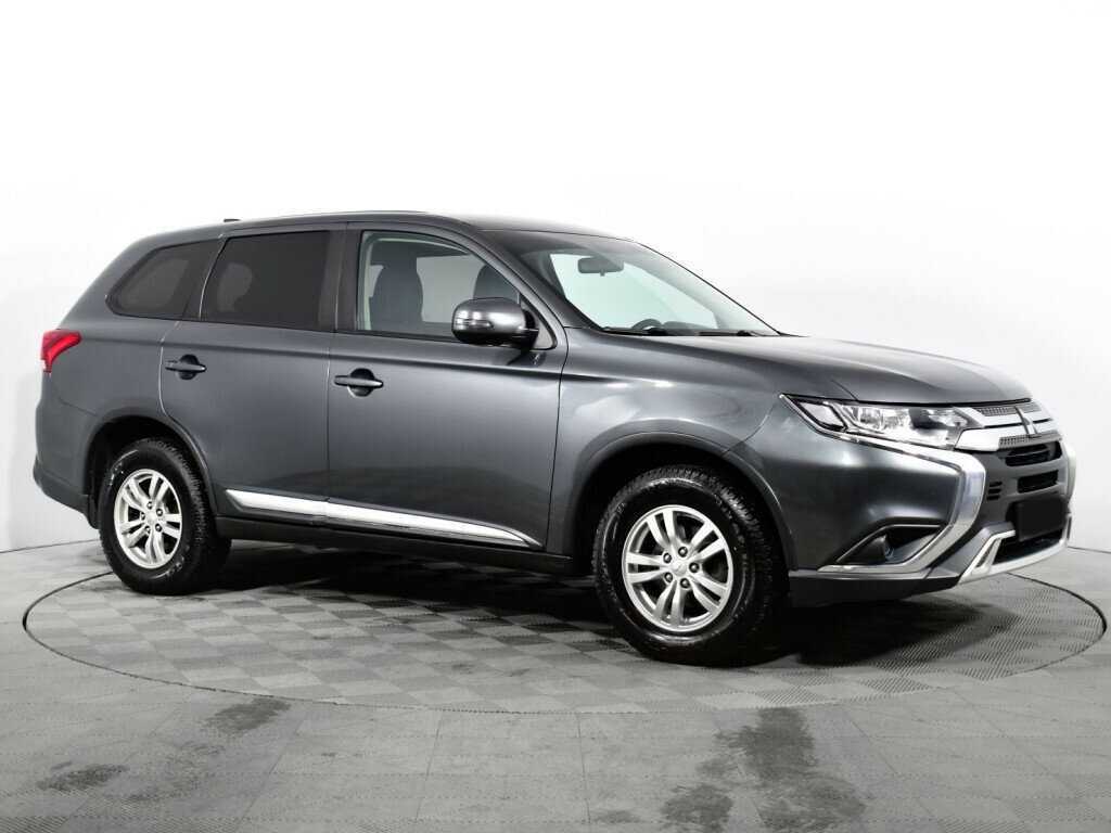 Mitsubishi Outlander 2019 года с пробегом. Фото: #2