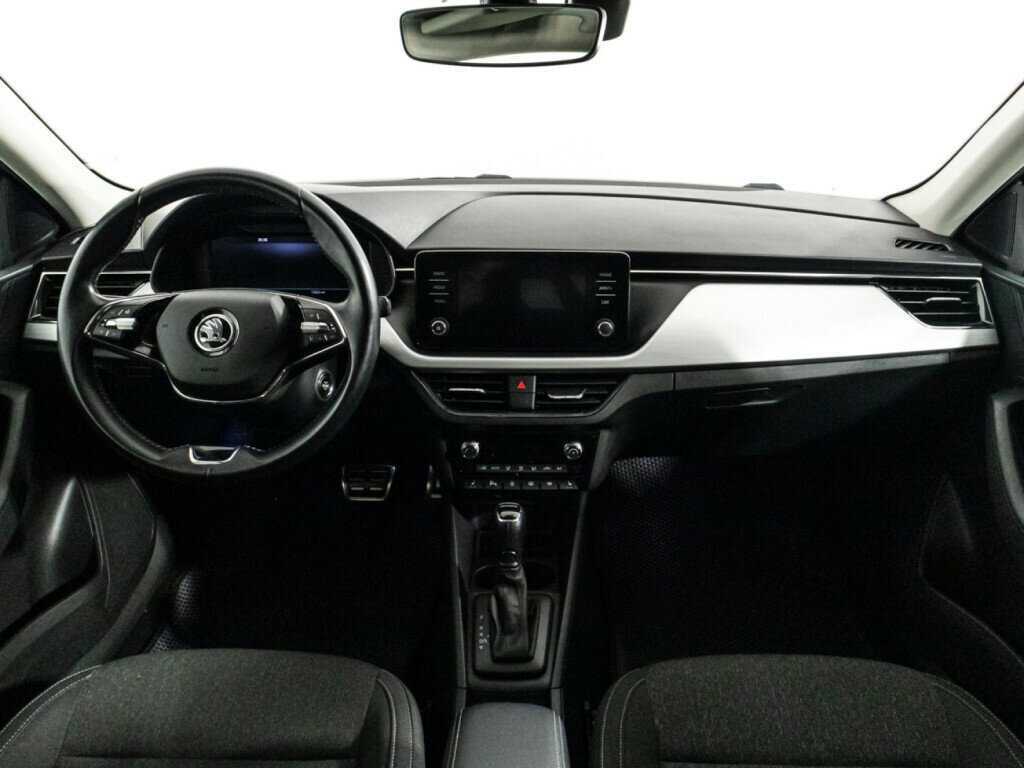 Skoda Rapid 2021 года с пробегом. Фото: #12