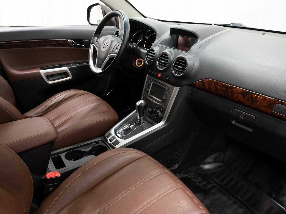 Opel Antara 2015 года с пробегом. Фото: #11