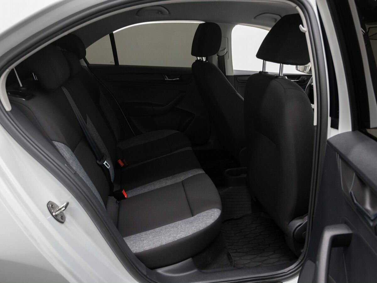Skoda Rapid 2020 года с пробегом. Фото: #9