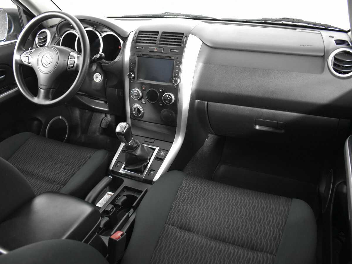 Suzuki Grand Vitara 2013 года с пробегом. Фото: #8