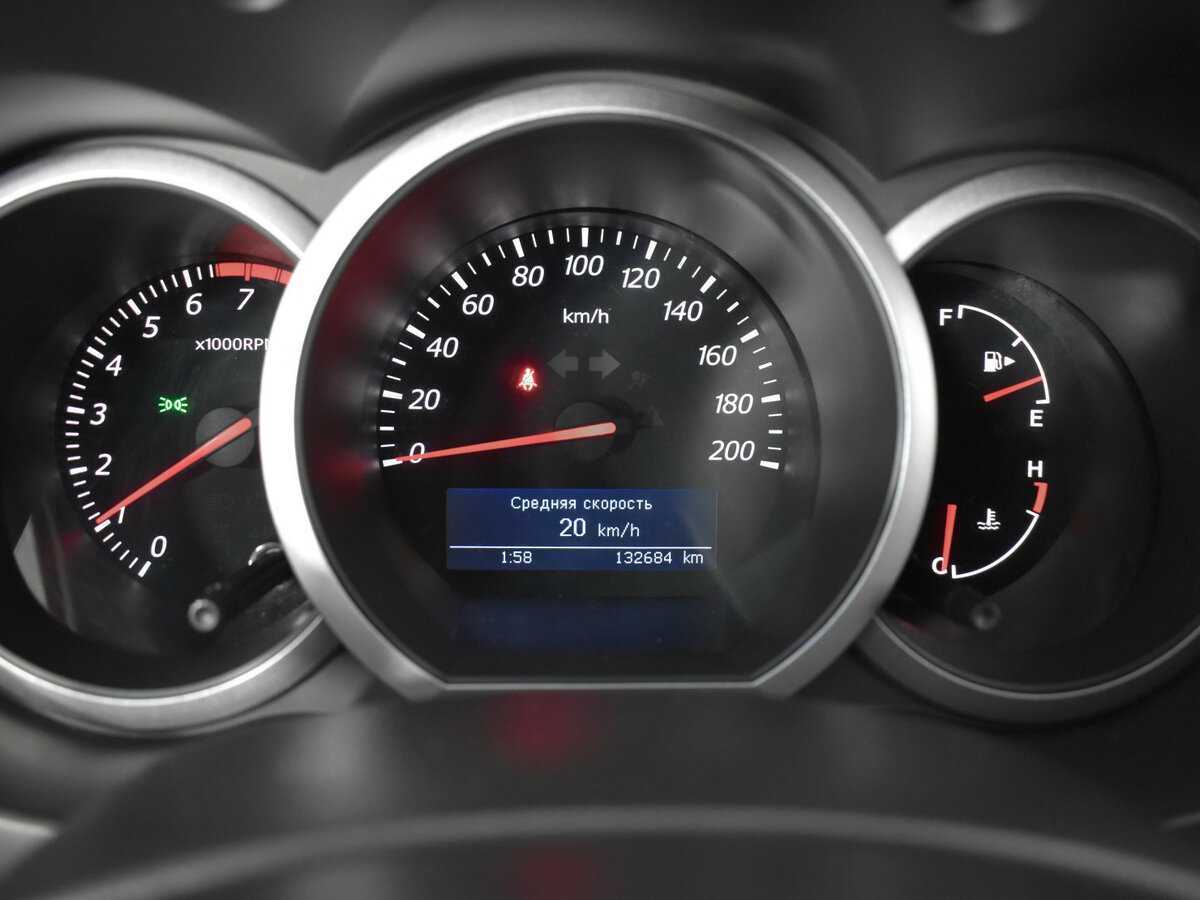 Suzuki Grand Vitara 2013 года с пробегом. Фото: #13