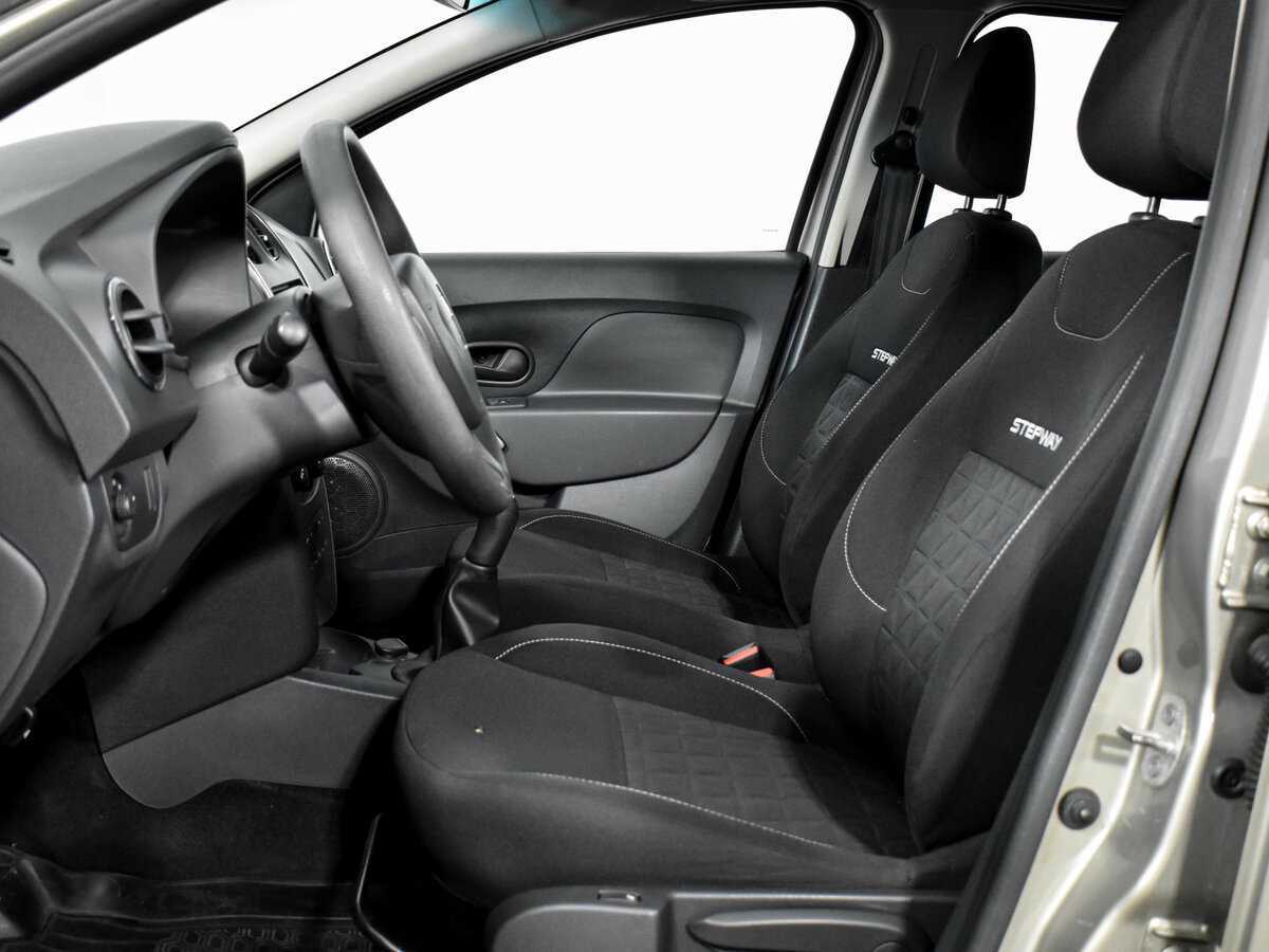 Renault Sandero 2017 года с пробегом. Фото: #10