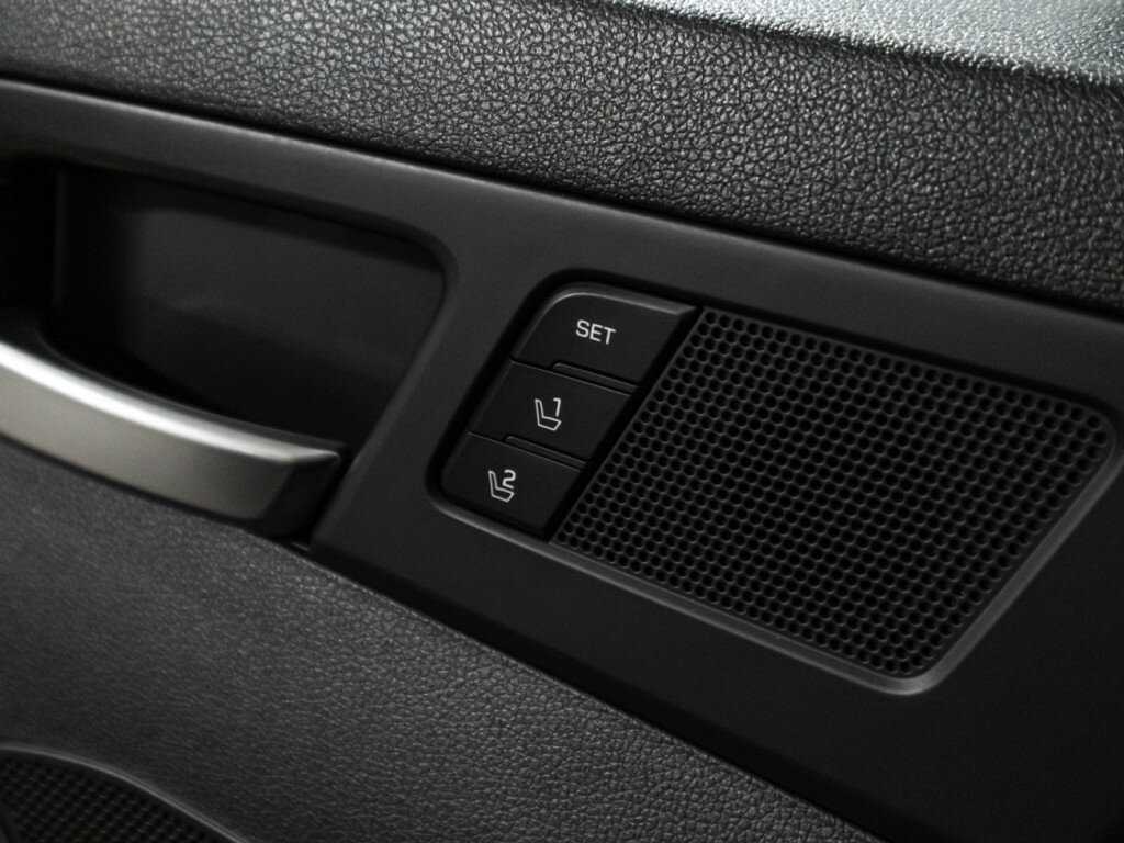 Hyundai Elantra 2019 года с пробегом. Фото: #16