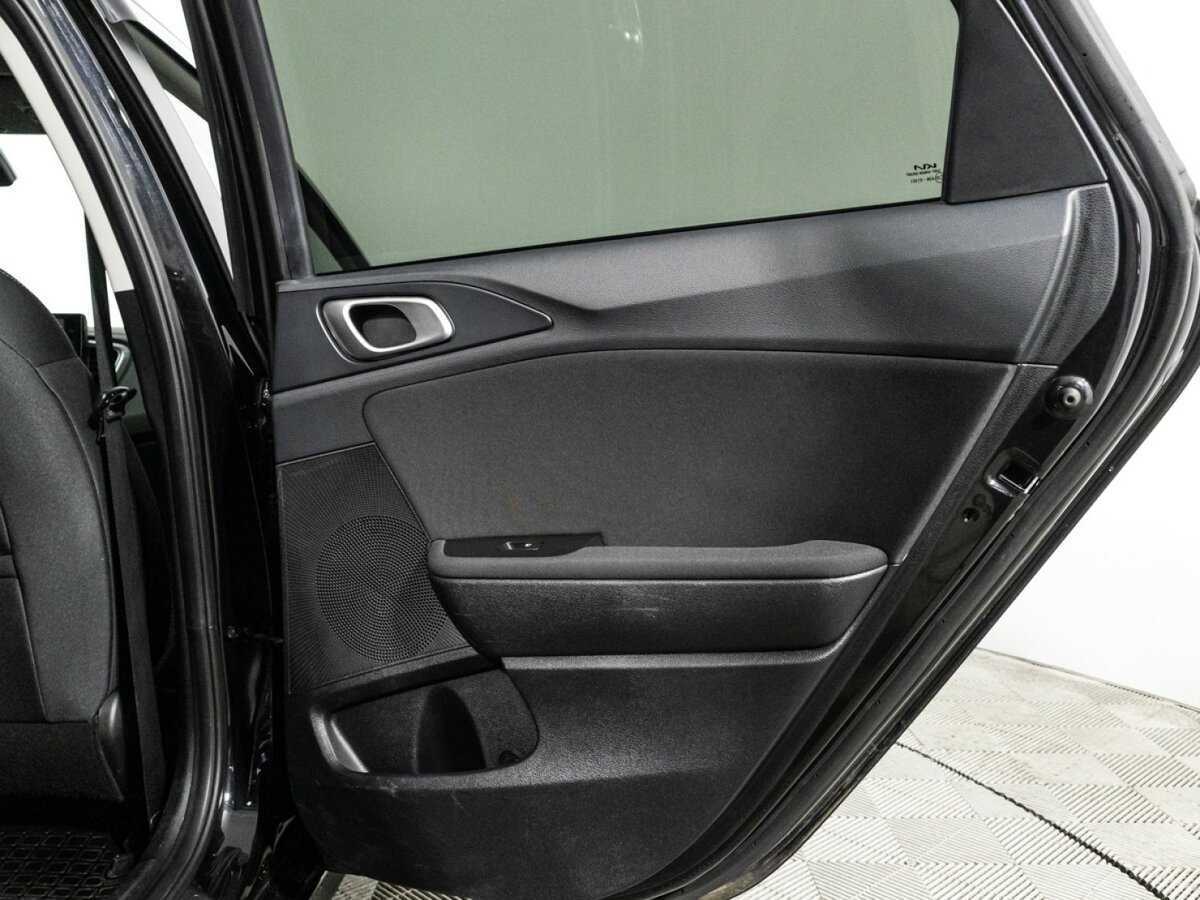 Kia Ceed 2021 года с пробегом. Фото: #25