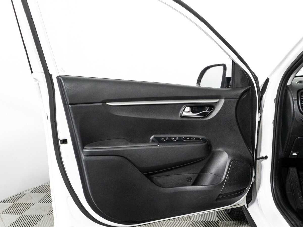 Kia Rio 2021 года с пробегом. Фото: #21