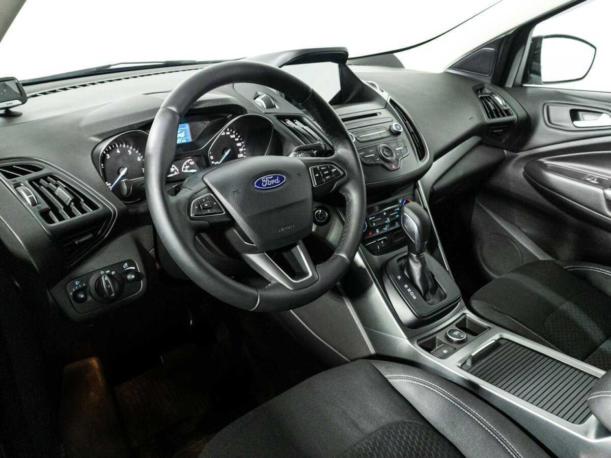 Ford Kuga 2018 года с пробегом. Фото: #10