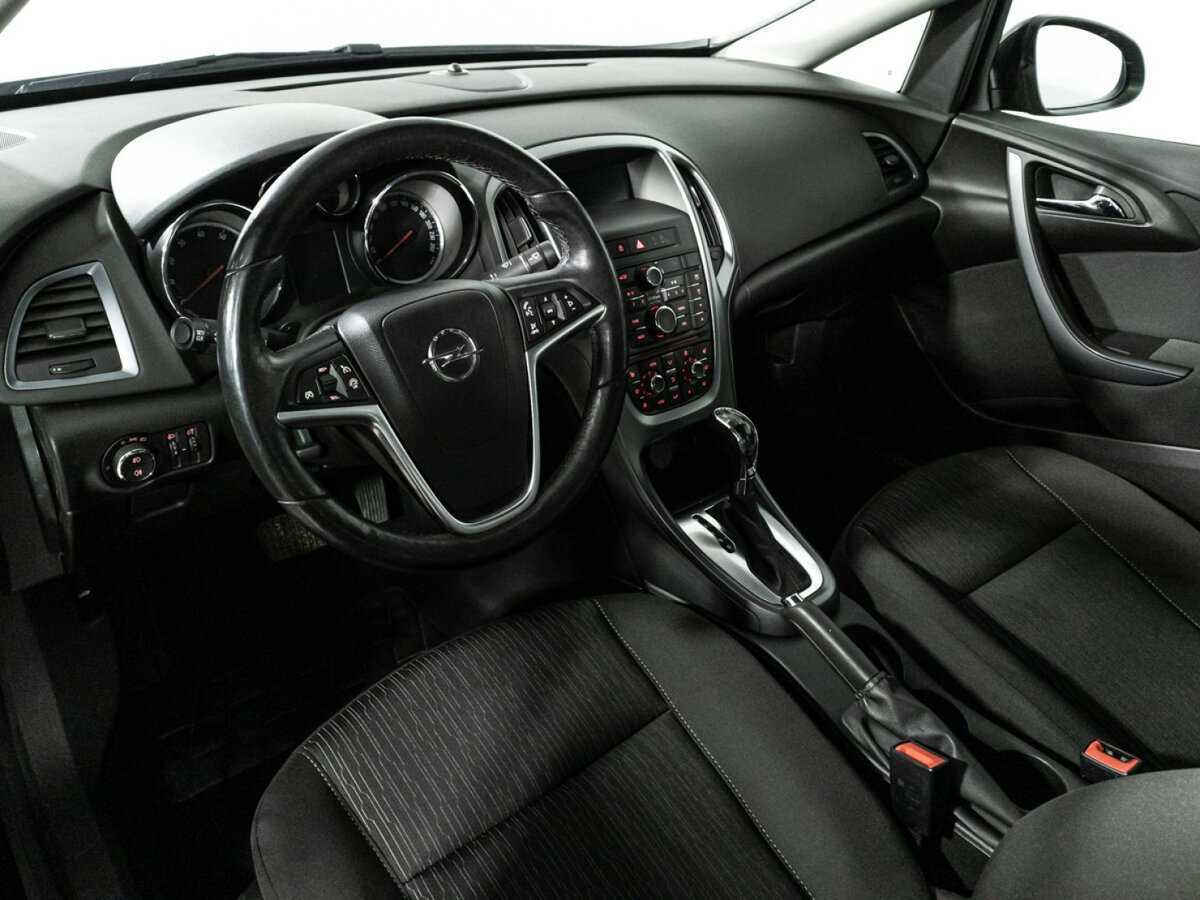 Opel Astra 2014 года с пробегом. Фото: #10