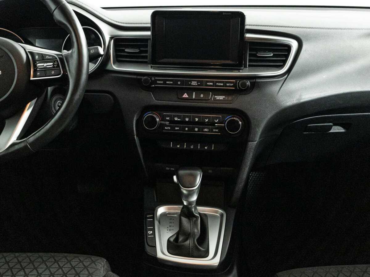 Kia Ceed 2020 года с пробегом. Фото: #13