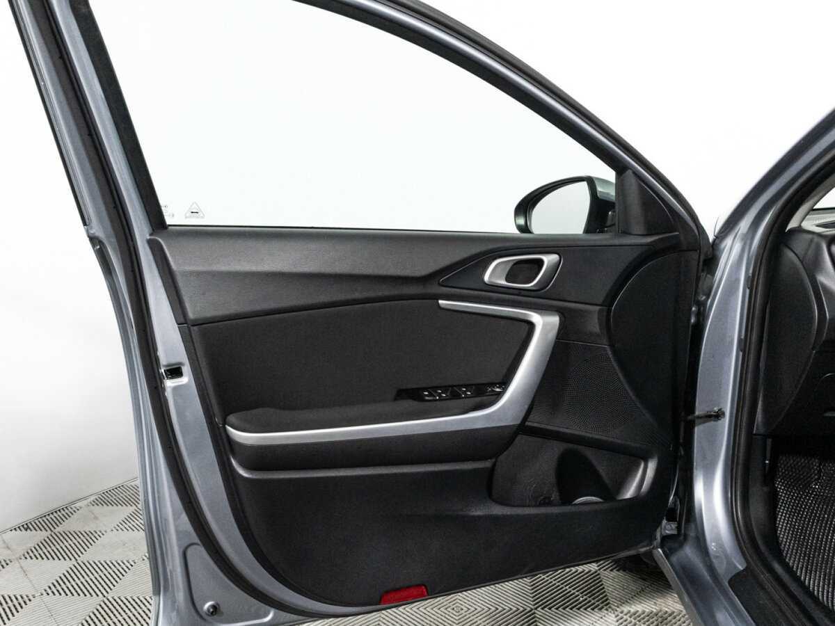 Kia Ceed 2020 года с пробегом. Фото: #22