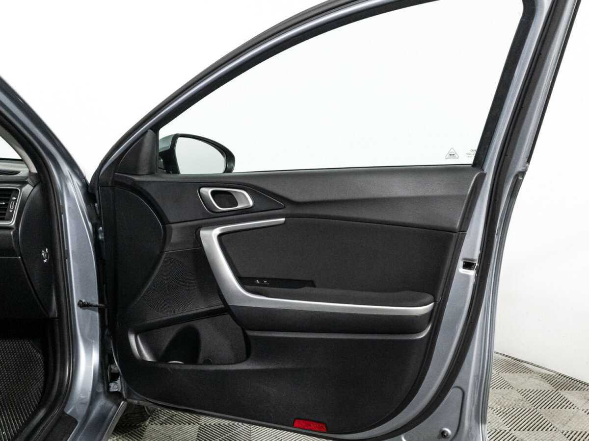 Kia Ceed 2020 года с пробегом. Фото: #25