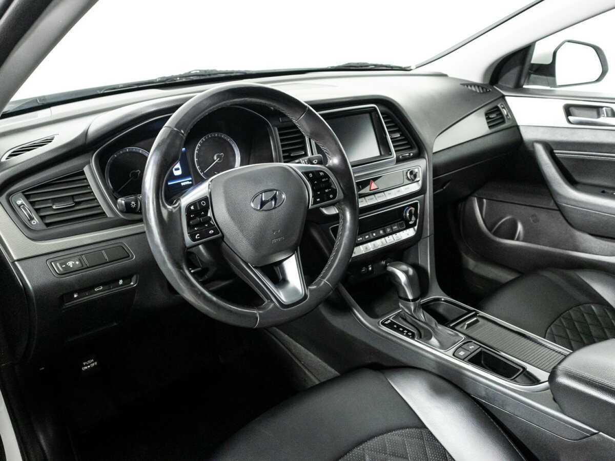 Hyundai Sonata 2018 года с пробегом. Фото: #10