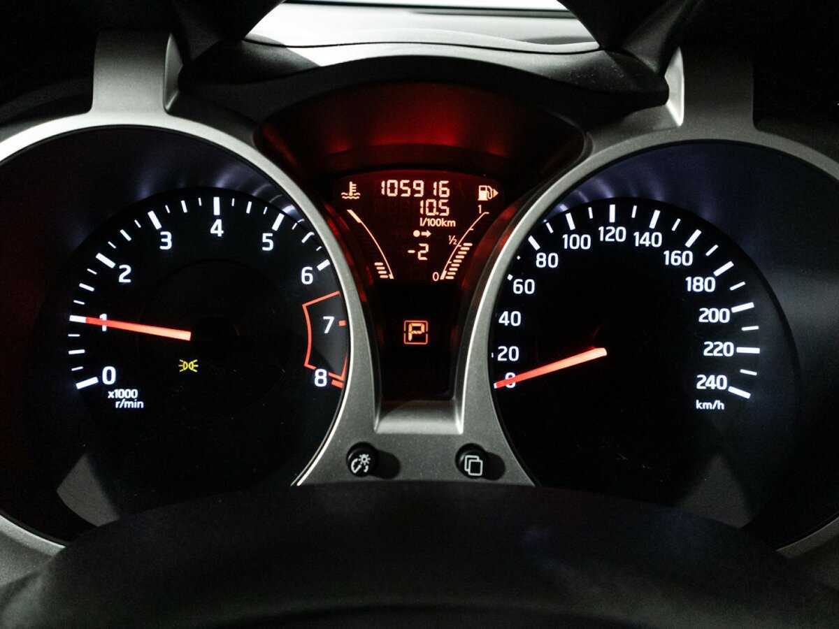 Nissan Juke 2012 года с пробегом. Фото: #11