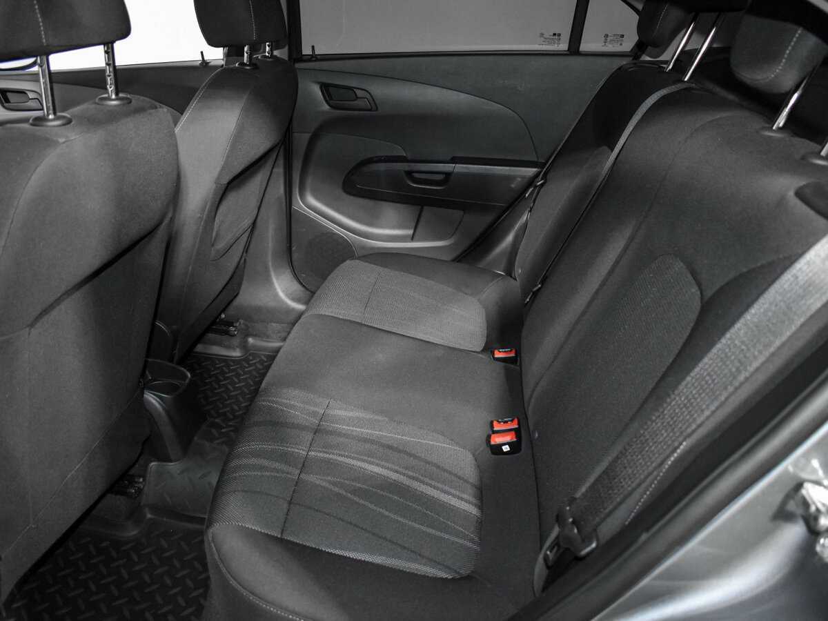 Chevrolet Aveo 2014 года с пробегом. Фото: #9