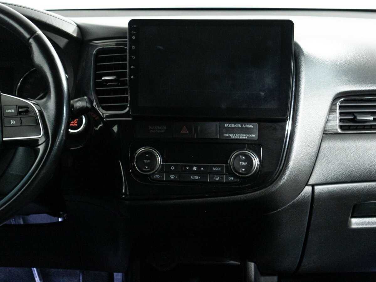 Mitsubishi Outlander 2016 года с пробегом. Фото: #13